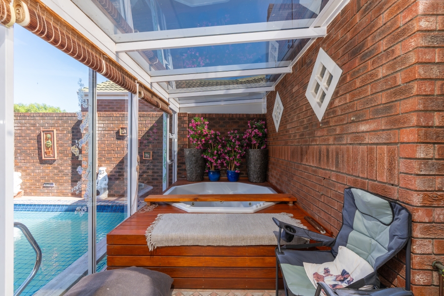 3 Bedroom Property for Sale in Pinelands Western Cape